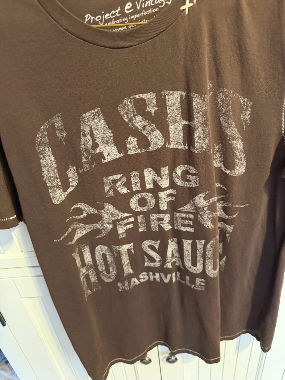 Men’s Brown 'Cash’s Ring of Fire Hot Sauce' Graphic Tee